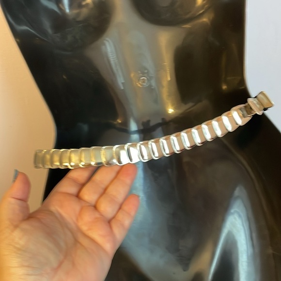 Unbranded Silver Colored Metal Rectangular Scale Elastic Belt OS - Picture 6 of 14